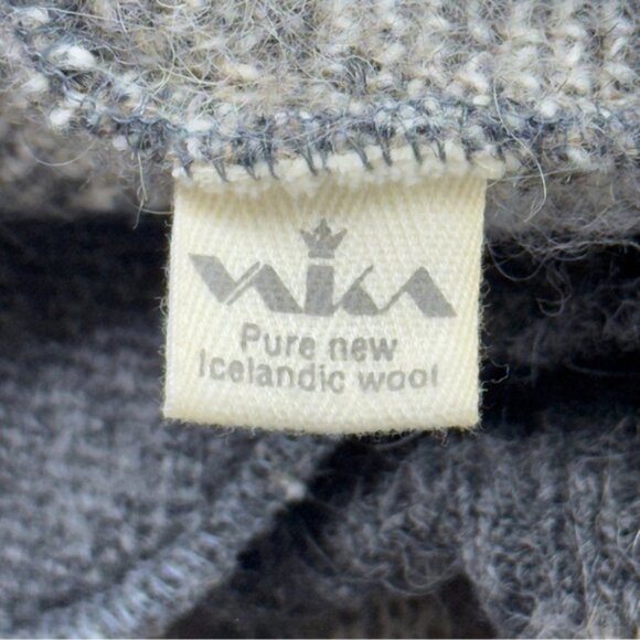 Vaka Icelandic Knit Wool Sweater Vest - Picture 15 of 16